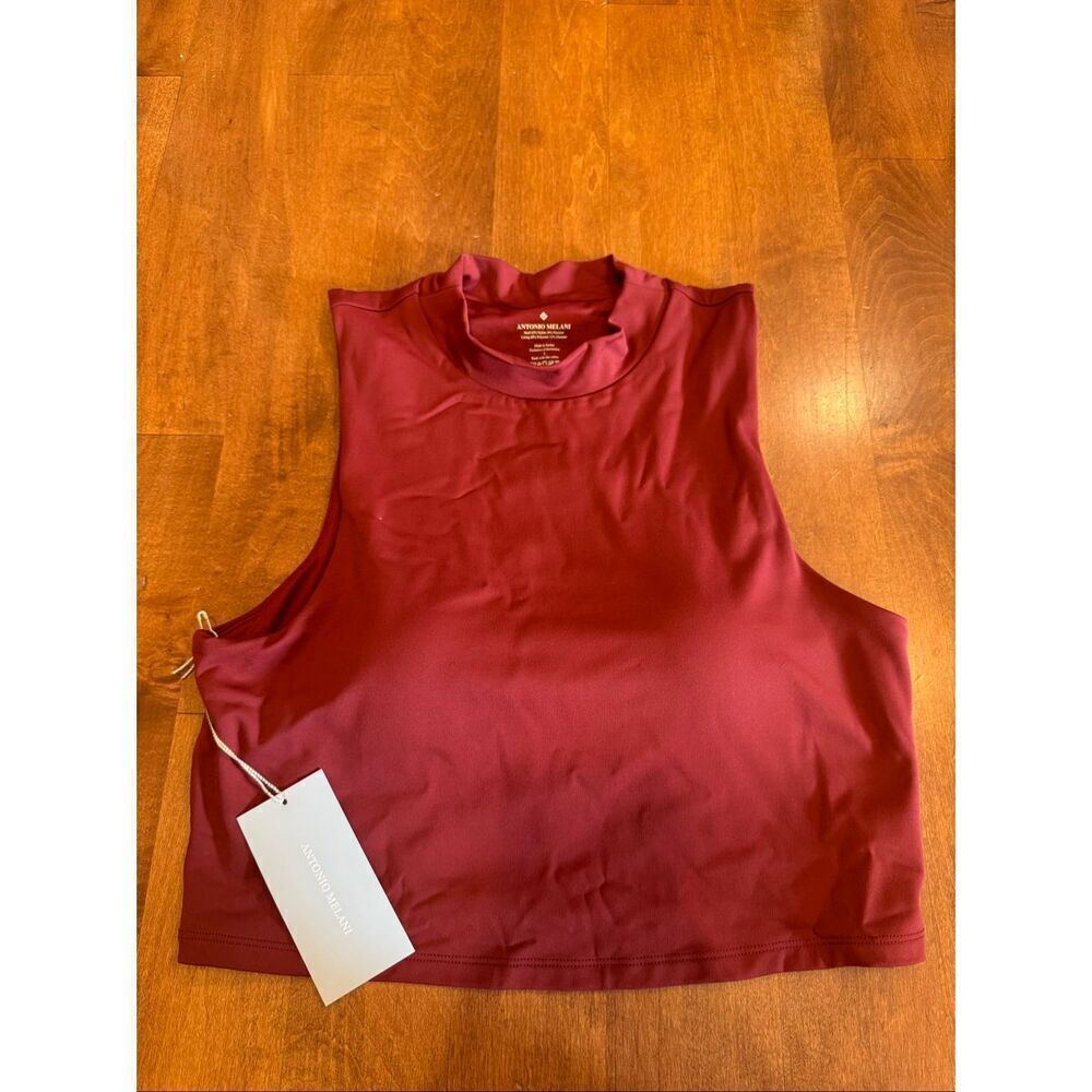 Woman’s new with tags, Antonio Milani crop workout top size large